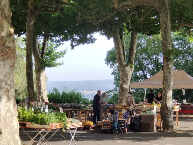 Marché Mugron vue belvédère